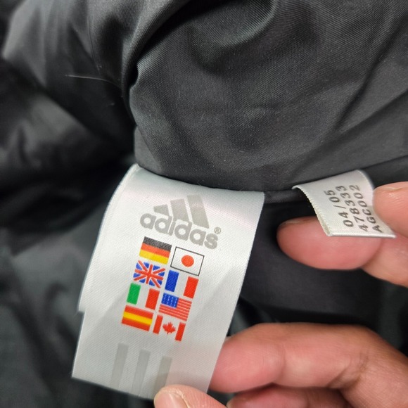 VINTAGE Adidas Women Jacket 2XL Black 2YK Puffer Vest Sleeveless Full Zip - Picture 11 of 12